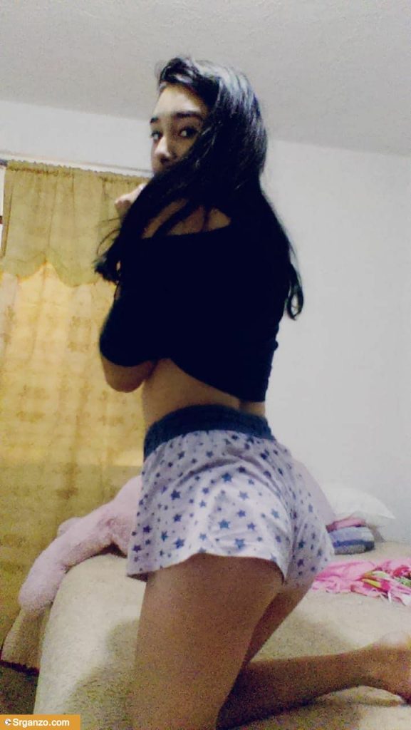 Juguemos a quitarnos las pijamas. Fotos+ videos. 1