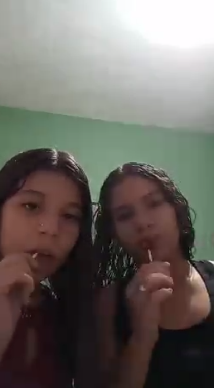 DOs señoritas muy traviesas + videito 1