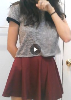 Pendeja colegiala tetona enseñando todito 4