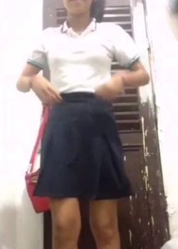 Colegiala Pendeja + Vídeo Imperdible 10