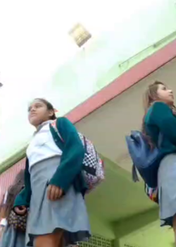 CALZONEADAS muchas morritas colegialas + VIDEO COMPLETO 5