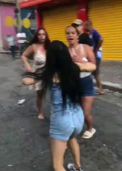 morrrita luchadora se da en la madre 6