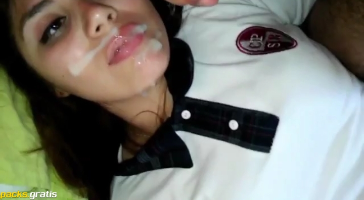 Deliciosa Colegiala Le Gusta Tragar Lechita 1