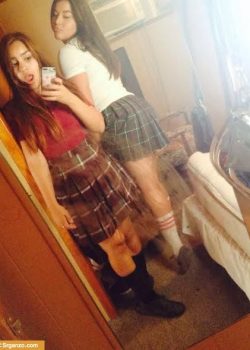 Colegiala buenarda se saca pack con ricas nudes y video caliente. 7