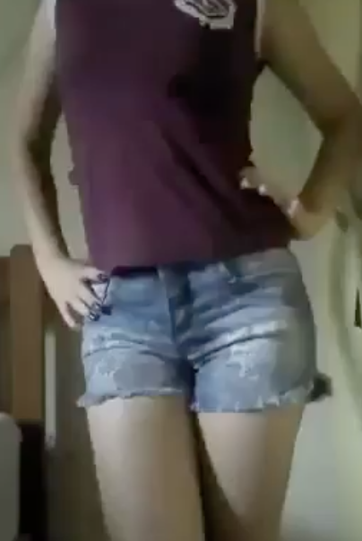 Filtran el pack de esta pendeja culiona + video 1