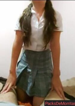 Colegiala Flaquita+ Vídeo Largo 10