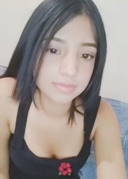 Putita linda se masturba en video para el novio y pasa por whtsaap. 3