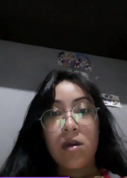 Deliciosa Chava De Lentes + 13 Minutos Masturbándose 4