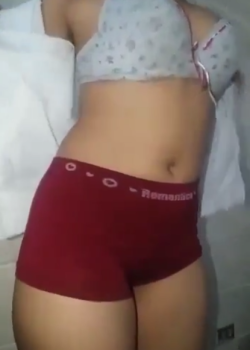 morrita colegiala de licra apretadita roja + VIDEOS 6