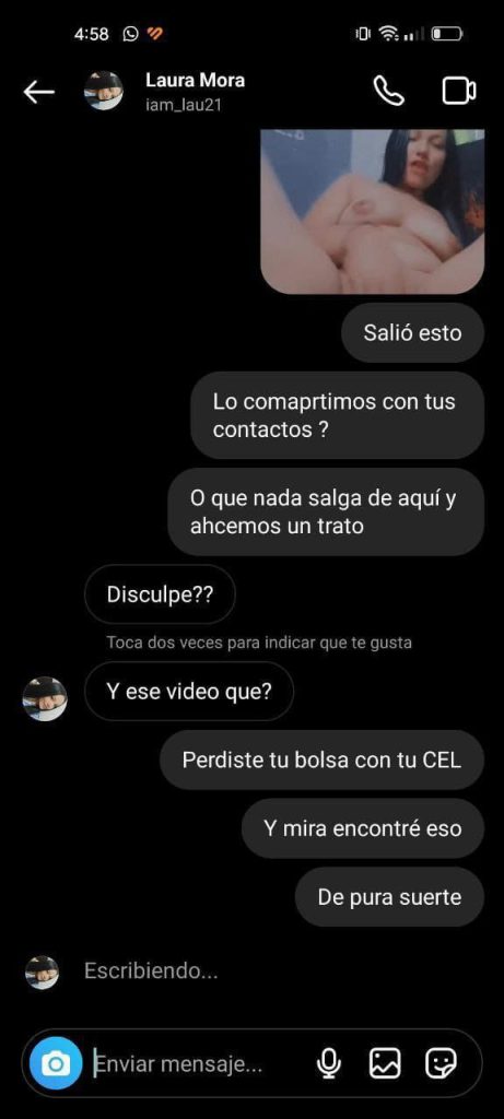 Chantajear a esta puta hasta que me muestre todo 1