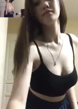 Rico culo de esta jovencita 18