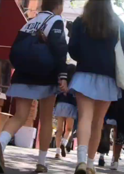 Les graba las bragas a morritas saliendo de clases + VIDEOS 7