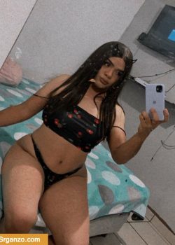 Exuberante cuerpo de esta joven 3