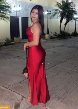 Flaca bien rica y bien puta se saca videos caseros. 5