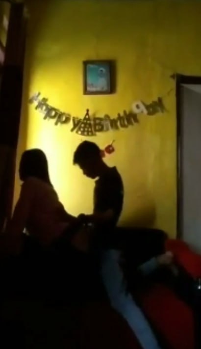 Llegó solo para darle su feliz cumpleaños + VIDEITO 1