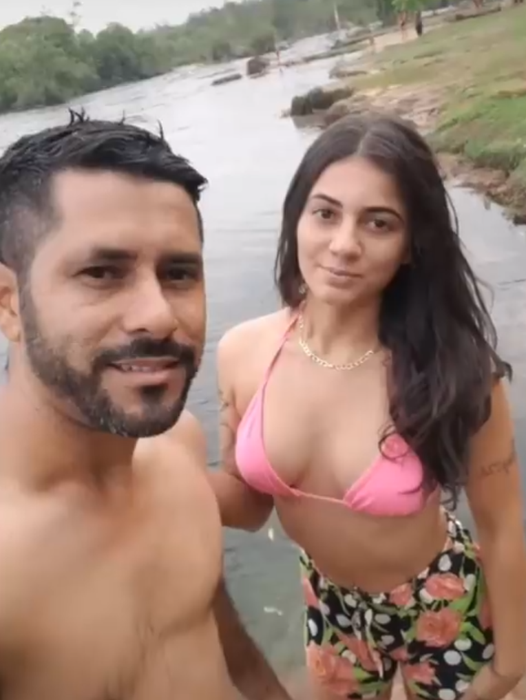 Morra mexicana filtrada cogiendo con su novio 1
