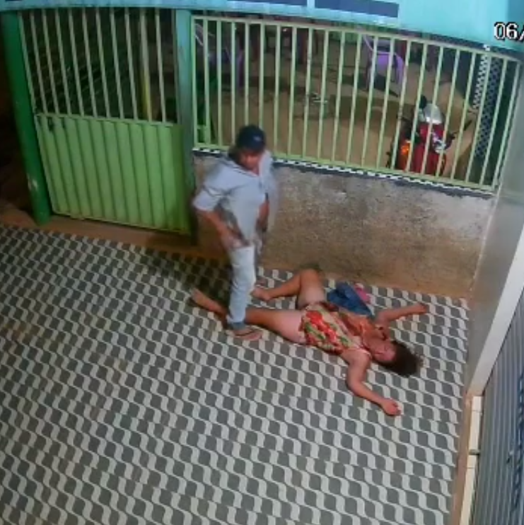 CAPTARON a hombre aprovecharse de mujer borracha + VIDEO 1