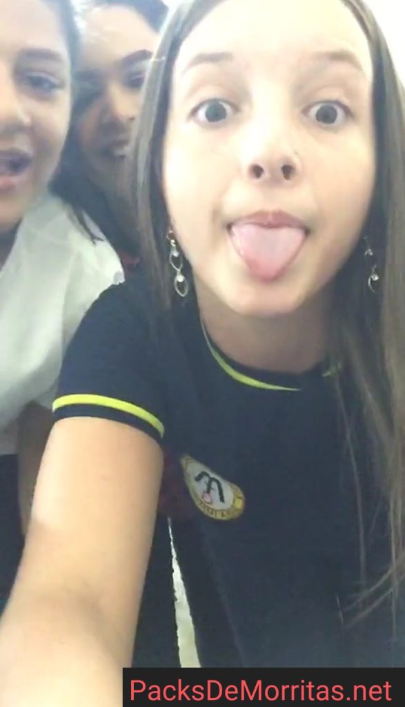 Ricas Colegialas Se Desnuda En Clases Y Más 1
