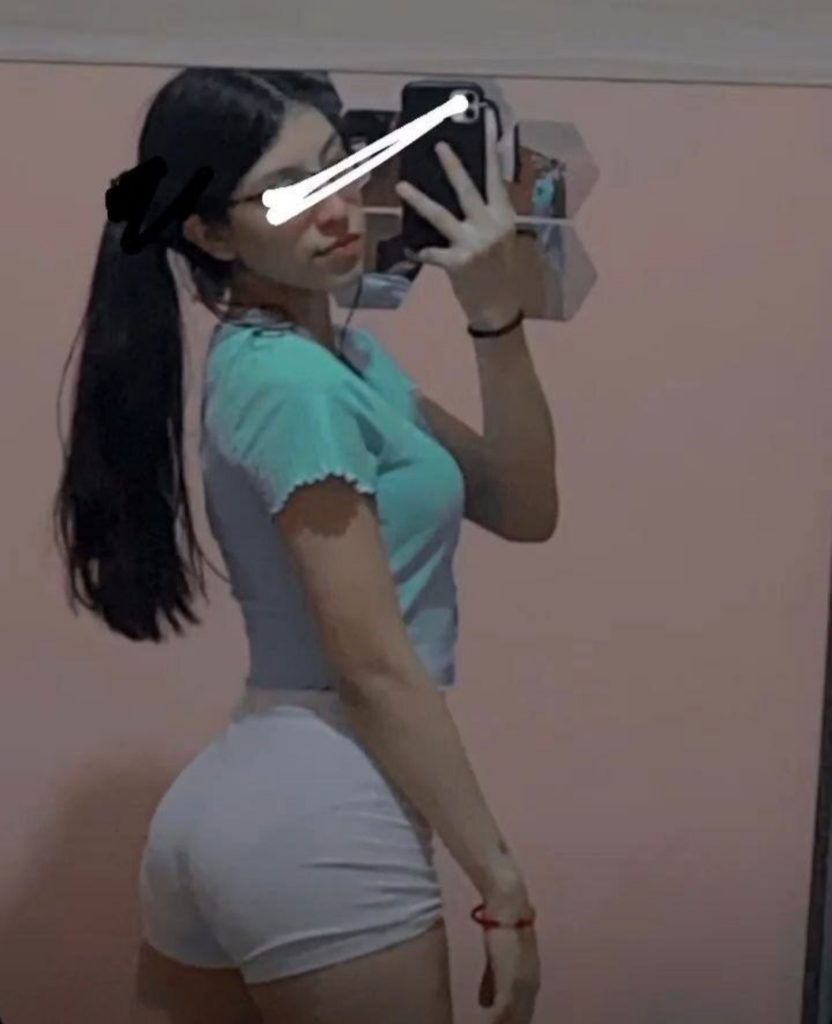 Morrita adolescente se filtran todos sus nudes 1