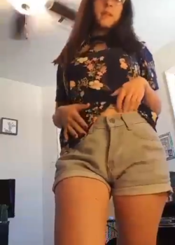 Flaquita mostrado su rico baile 16