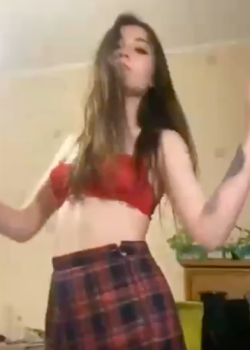 Esto pasa cuando las hormonas de una nena se empiezan alborotar 6