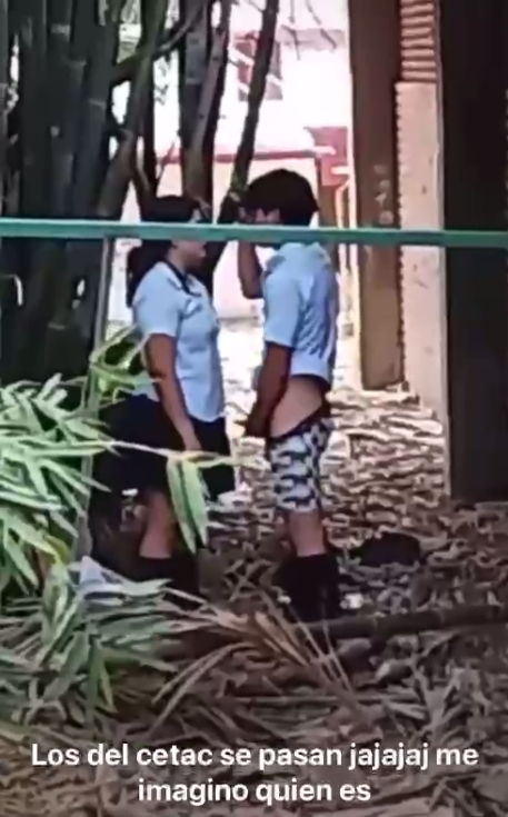 FILTRAN parte 1 y parte 2 de estos colegiales famosos + VIDEITOS 1