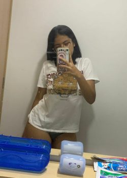 Compañera trola de la facu me manda nudes 2