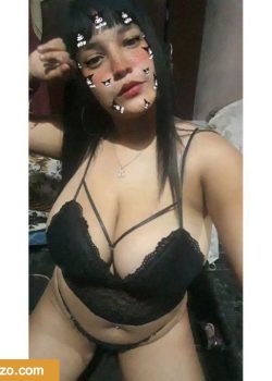 Pack de esta mujer tetona 16