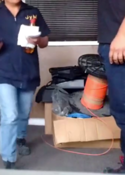 compañera de TRABAJO SOLA es sometida + VIDEO 7