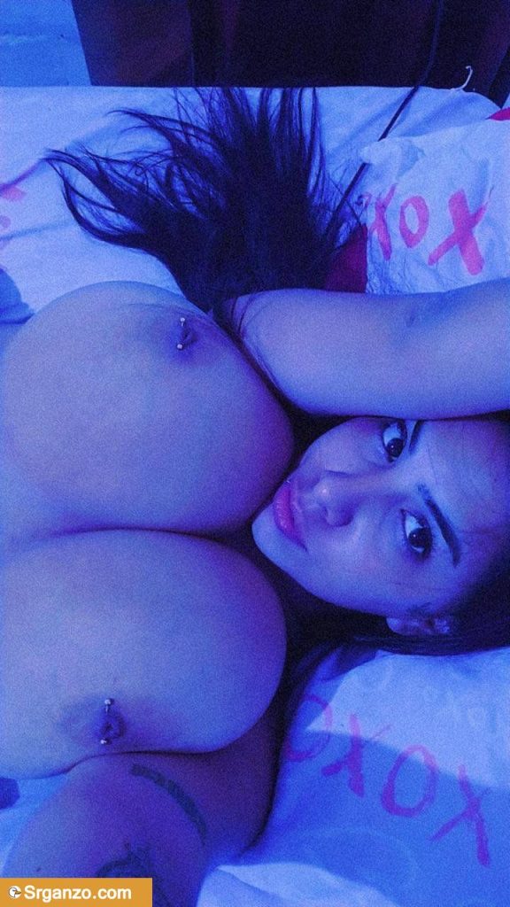 Pendejita tetona bien hot 1