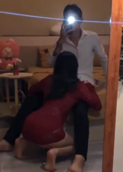 Primos se pierden en la fiesta para coger en la habitacion. 3