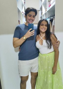 Parejita se le filtran videos cogiendo duro. 5