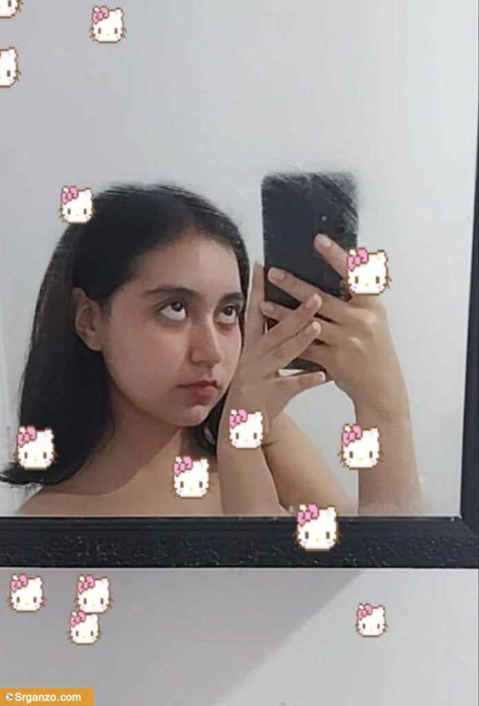 Morra tetona hace pack jugoso sin censura. 1