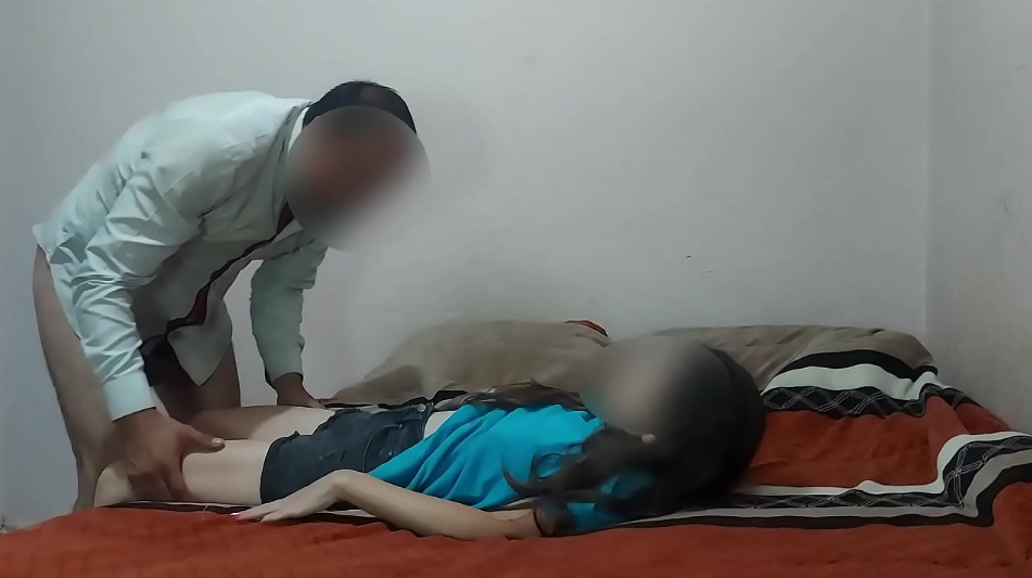 por un costal de latas de aluminio se la culean a jovencita 1