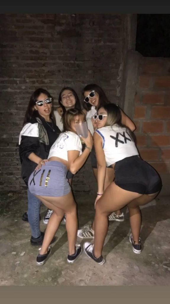 Pendejitas egresadas termina filtradas mostrando todo 1