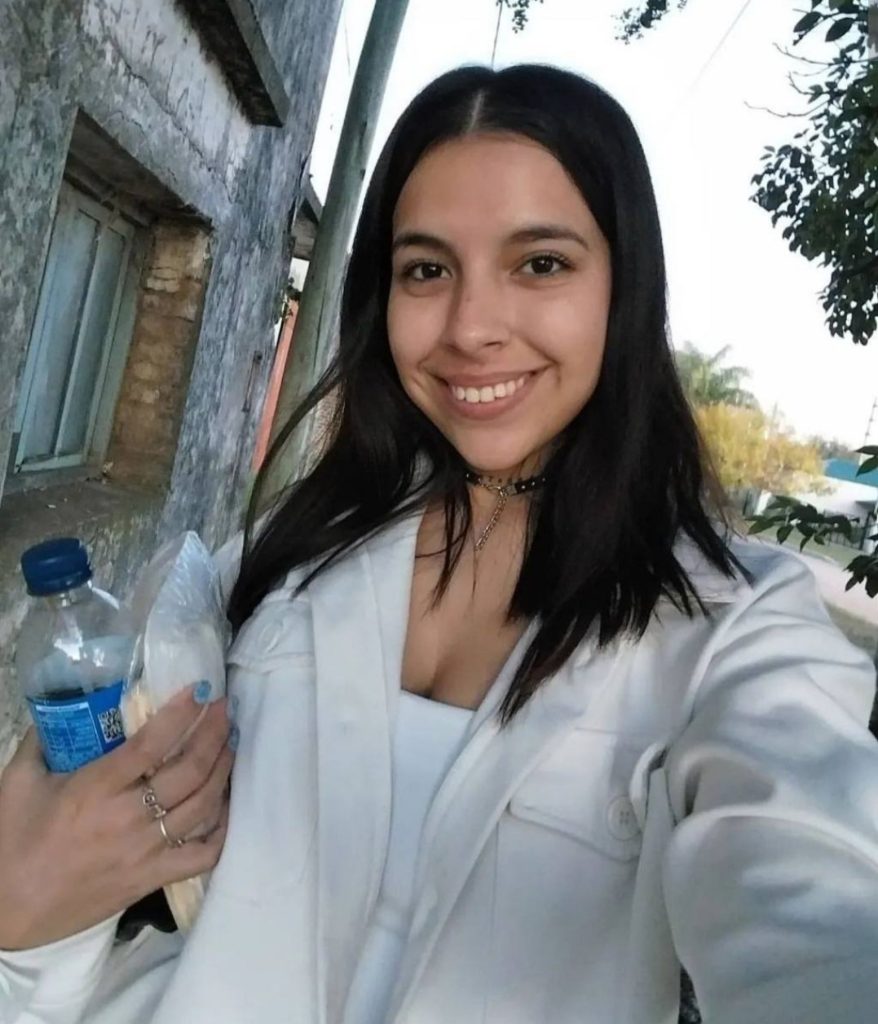 Magui univesitaria termina filtrada por su compañero de clases 1