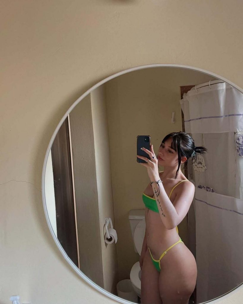 Hermosa pendeja porteña manda su pack 1