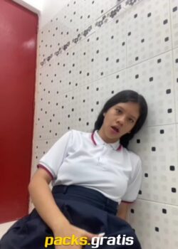 Estudiante Tetona Que Te Encantará 11