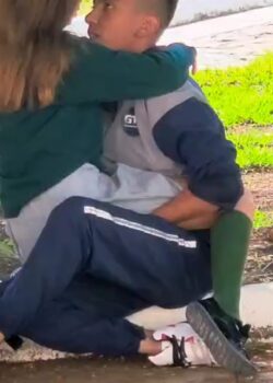 Colegiala Culeando Y Pillada Por Pendeja 15