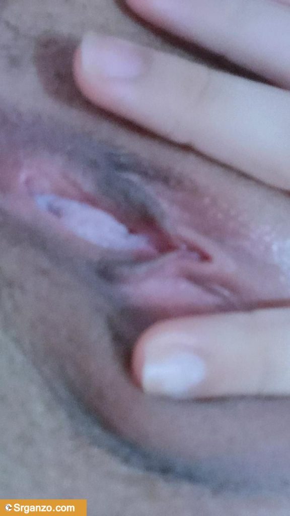 Linda jovencita tocándose + video 1