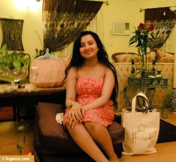 Pack ricolino es esta tetona calentona. 1