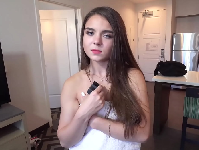 Me follé tan bien su estrecho agujero 1