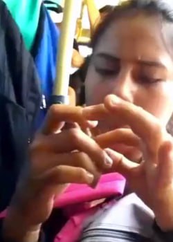 ARRIMADA en el bus de esta morrita DESPREVENIDA + video 3