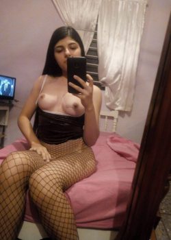 Fotos encontradas en el telefono de la trola de mi hermana 4