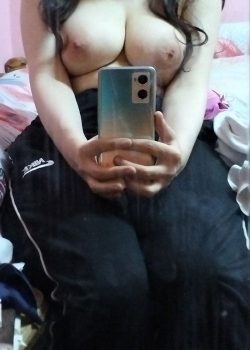 Tetona blanquita bien hot 3