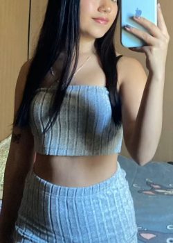 Morrita linda hace pack jugoso y se le filtra. 3