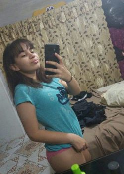 Primita pasando nudes y videos ricolinos. 2