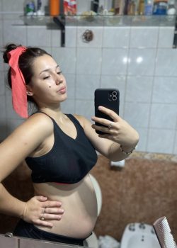 Fotos encontradas en el celular de una trola embarazada 7