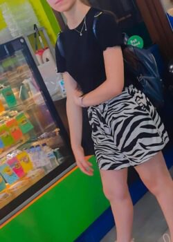 Cosita jovencita de esta morrita rosadita ... 2