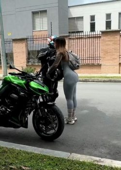 se la llevan al MOTEL para follarla 1